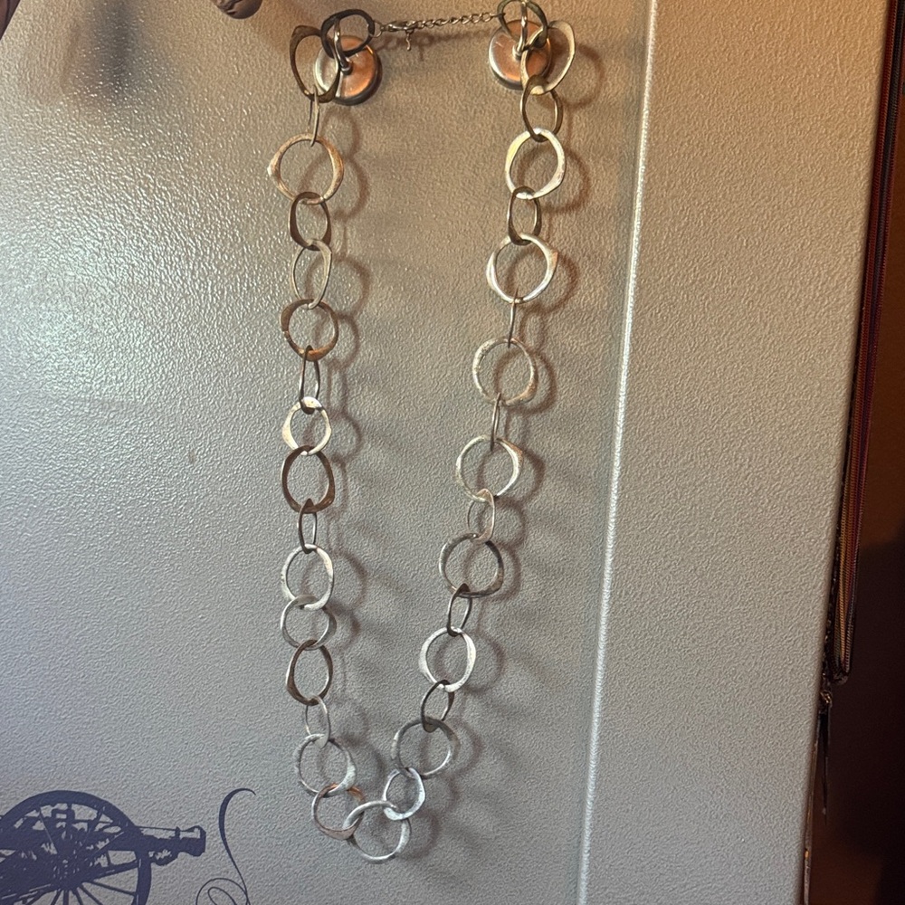 Elegant Silver Chain Necklace